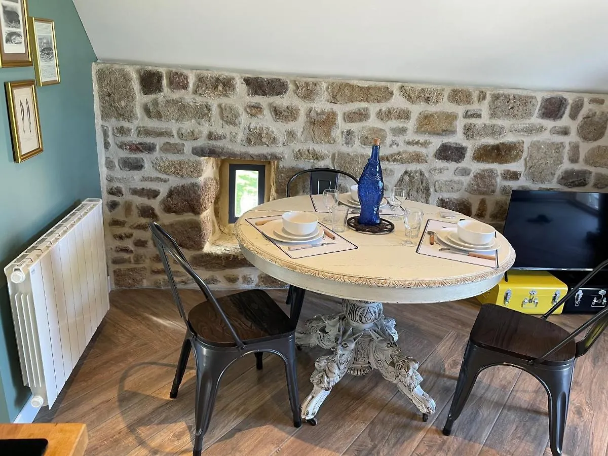 Gites D Izel2 Entre Terre Et Mer Pres D'Un Golf Ploemel Holiday home