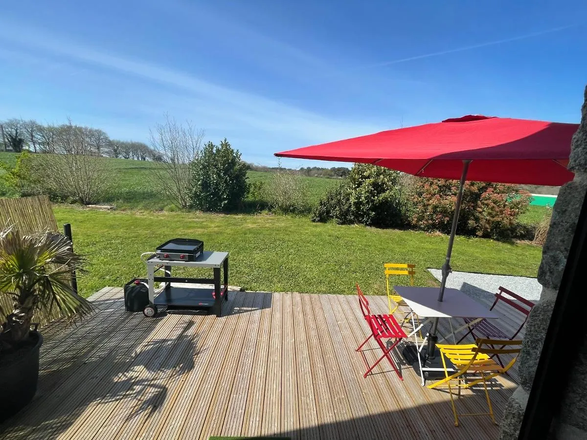Holiday home Gites D Izel2 Entre Terre Et Mer Pres D'Un Golf Ploemel